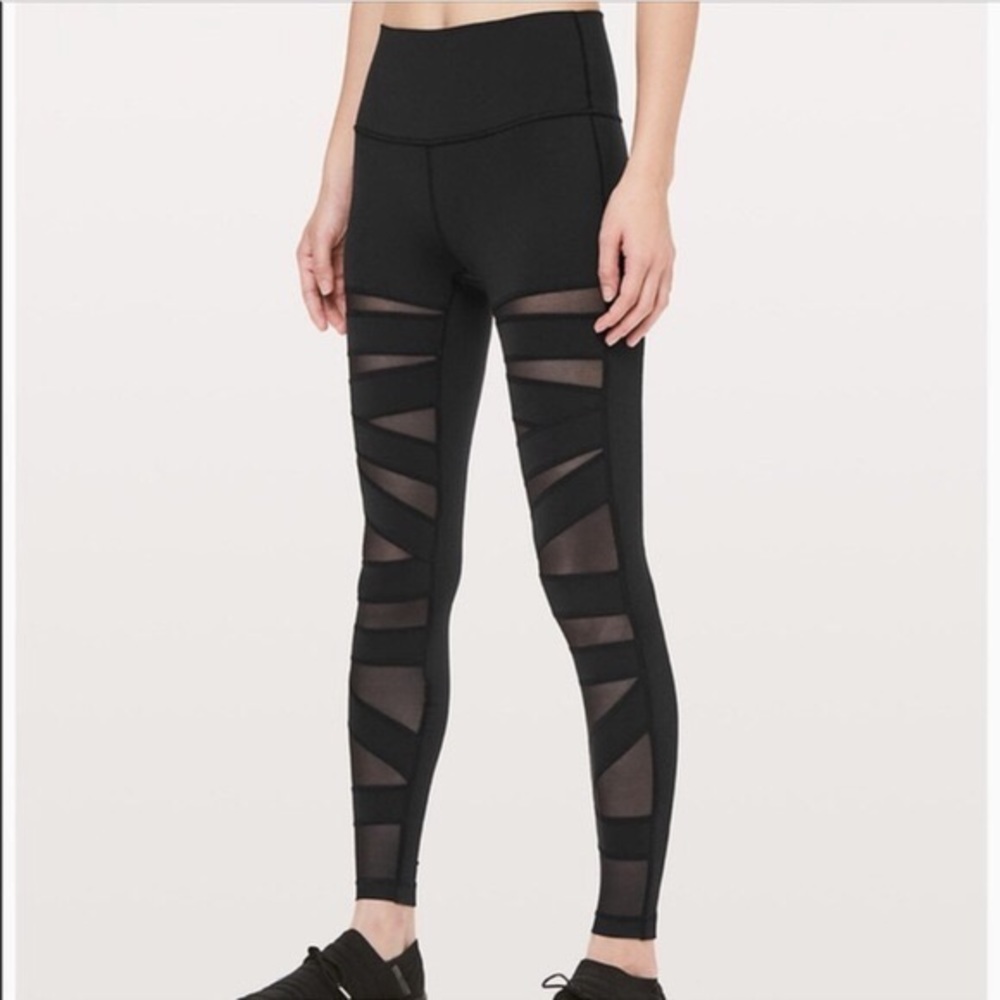 Lululemon Mesh Leggings, Size 6